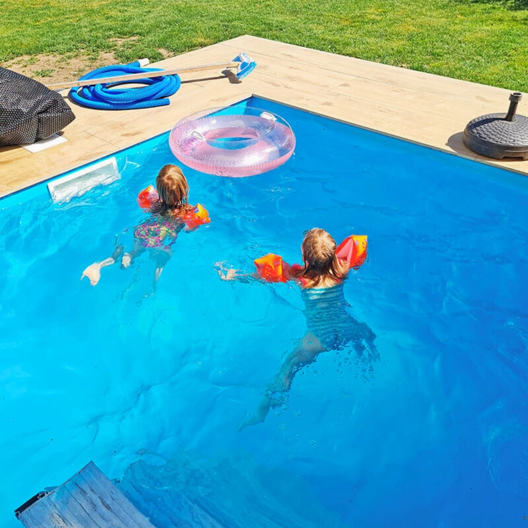 Apoolco Poolprojekt von Familie H., Leipzig Apoolco Poolprojekt von Familie H., Leipzig