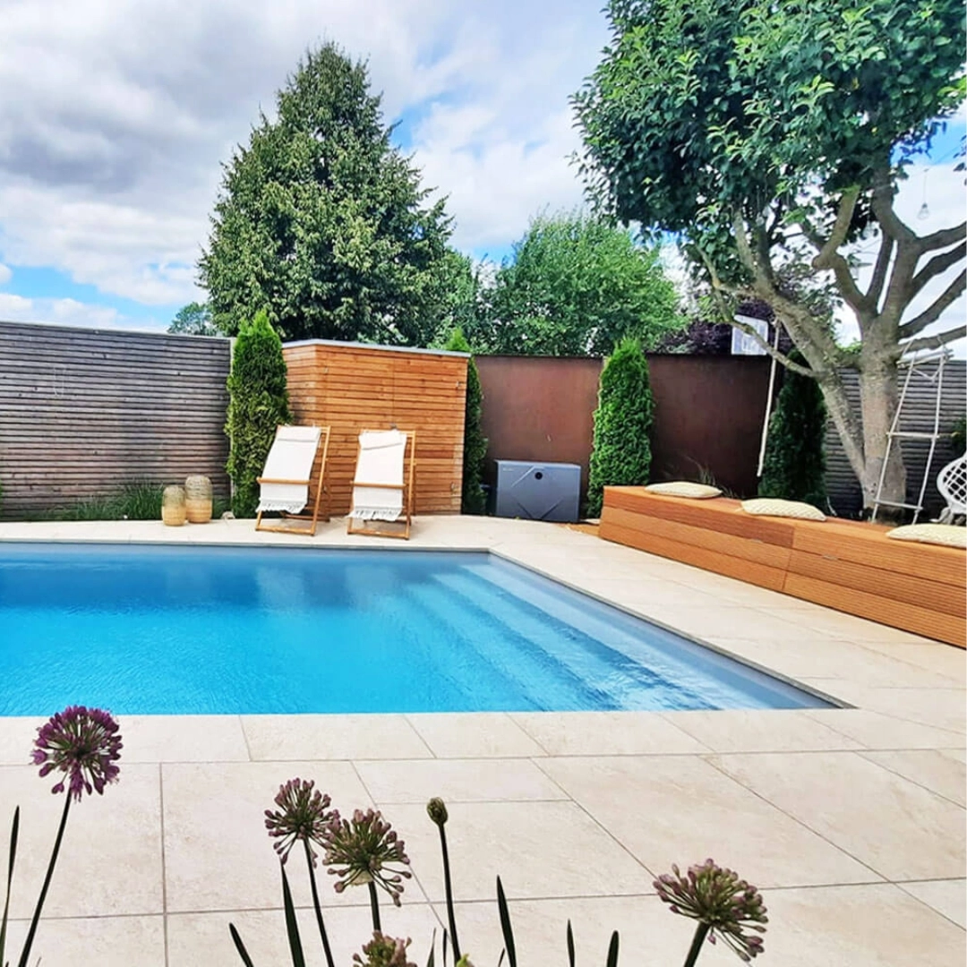 Apoolco Poolprojekt von Familie F., Deutschland Apoolco Poolprojekt von Familie F., Deutschland